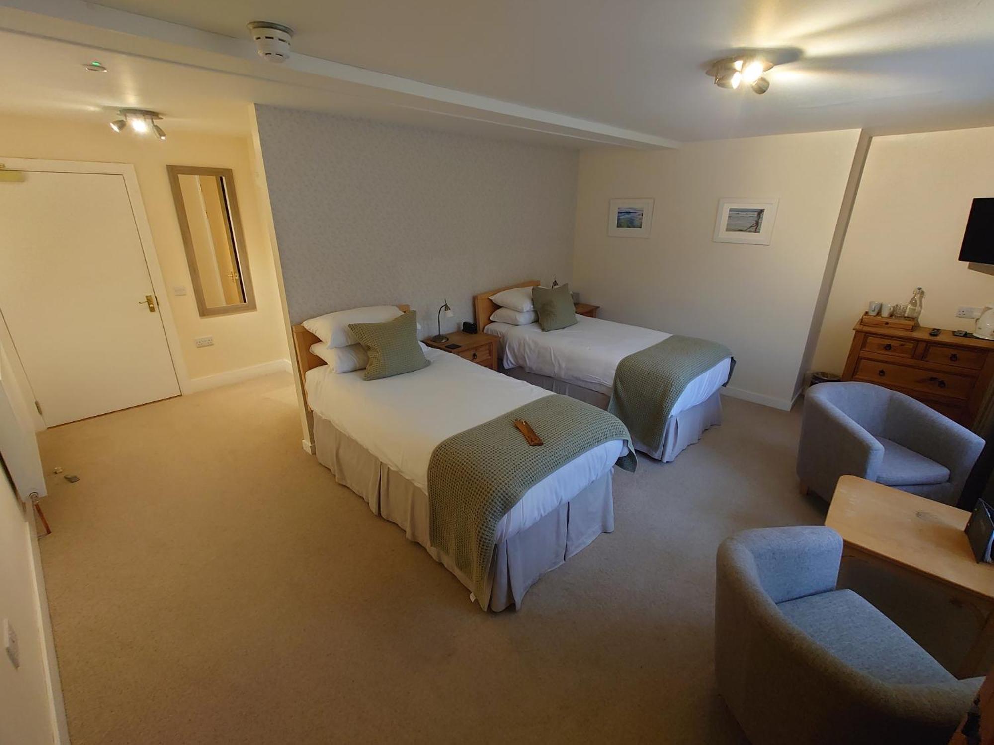 קייל אוף לוכאלש Kintail Lodge Hotel מראה חיצוני תמונה