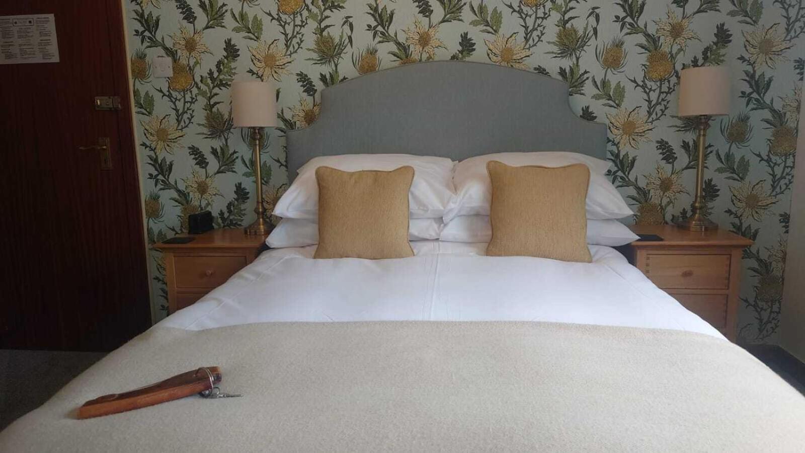 קייל אוף לוכאלש Kintail Lodge Hotel חדר תמונה